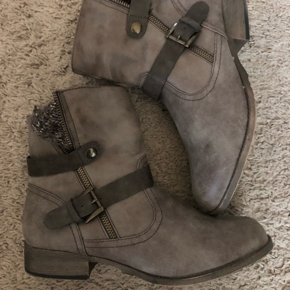 SO Booties